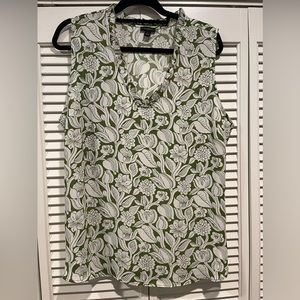 Ann Taylor Factory Sleeveless V Neck Blouse